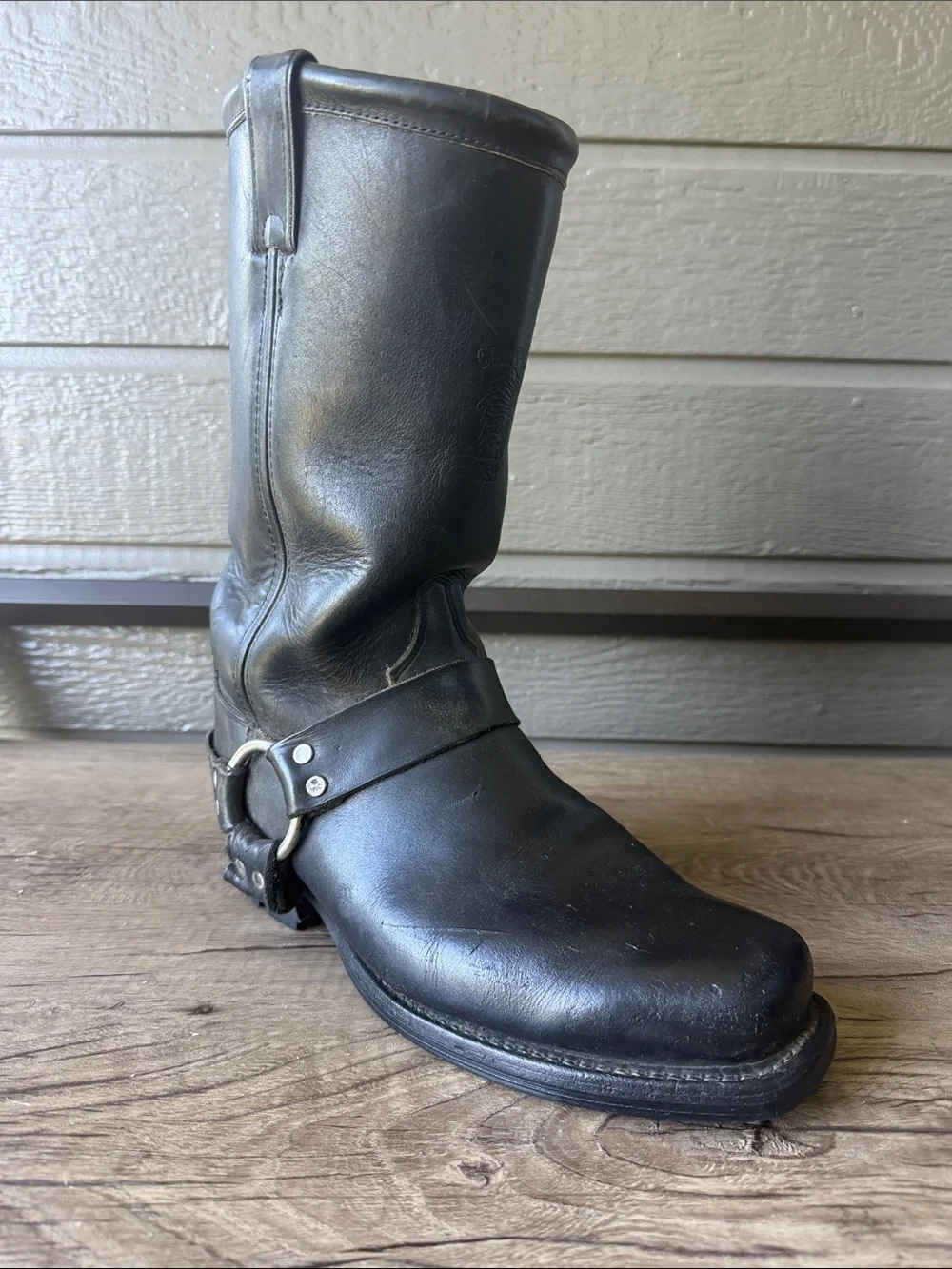 Chippewa Men’s Black Leather Harness Engineer Boots size 8.5 EE